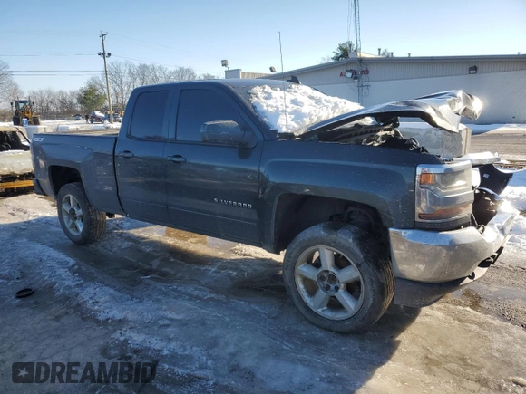 2018 Chevrolet Silverado 1500 LT with VIN 1GCVKREC0JZ153627, listed as a Copart auction lot 88724375 with Not Provided miles and Salvage Title. Bid and sale history available at DreamBid. Image 4.