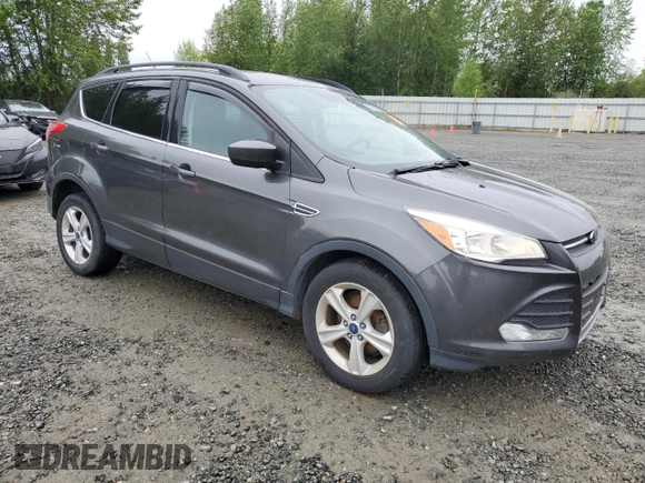 2016 Ford Escape SE z VIN 1FMCU0GX9GUC69200, wystawiony jako Copart lot #57565265 z przebiegiem 131 353 mil mil oraz Czysty tytuł • Clean title. Historia ofert i sprzedaży dostępna na DreamBid. Obrazek 4.