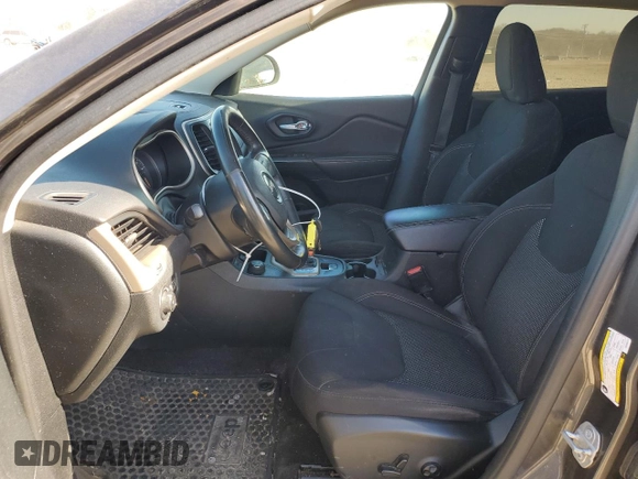 2016 Jeep Cherokee Latitude with VIN 1C4PJMCB1GW282771, listed as a Copart auction lot 49448725 with 115,250 mi miles and Salvage Title. Bid and sale history available at carsss.com. Image 7.
