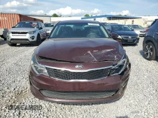 2016 Kia Optima LX z VIN 5XXGT4L3XGG024883, wystawiony jako Copart lot #57380685 z przebiegiem 135 233 mil mil oraz Szkoda całkowita • Salvage title. Historia ofert i sprzedaży dostępna na DreamBid. Obrazek 5.