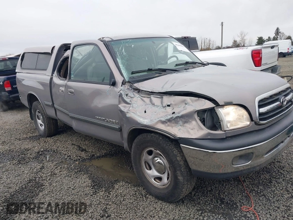 2000 Toyota Tundra SR5 with VIN 5TBRT3414YS086059, listed as a IAAI auction lot 41609962 with 105,030 mi miles and . Bid and sale history available at DreamBid. Image 1.