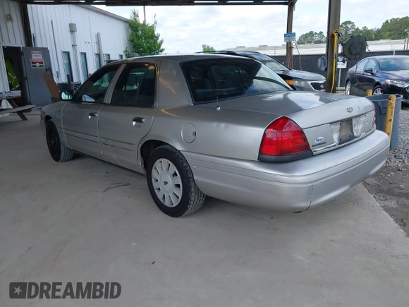 2006 Ford Police Interceptor with VIN 2FAFP71W96X127900, listed as a IAAI auction lot 42246927 with Not provided miles and . Bid and sale history available at DreamBid. Image 3.