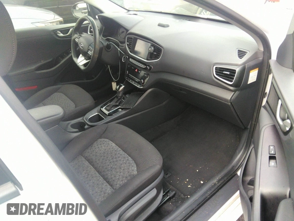 2019 Hyundai Ioniq Blue with VIN KMHC65LC7KU175237, listed as a IAAI auction lot 35784984 with 138,348 mi miles and . Bid and sale history available at DreamBid. Image 5.