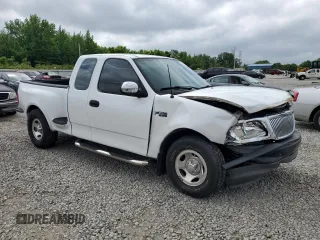 2003 Ford F-150 XL z VIN 1FTRX17283NA47526, wystawiony jako Copart lot #56548415 z przebiegiem 113 287 mil mil oraz Szkoda całkowita • Salvage title. Historia ofert i sprzedaży dostępna na DreamBid. Obrazek 4.