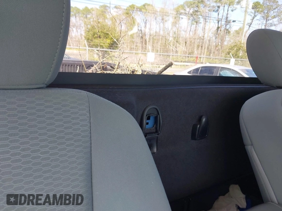 2013 Ram 1500 Tradesman with VIN 3C6JR6AP0DG503528, listed as a IAAI auction lot 41717153 with 98,926 mi miles and . Bid and sale history available at DreamBid. Image 8.