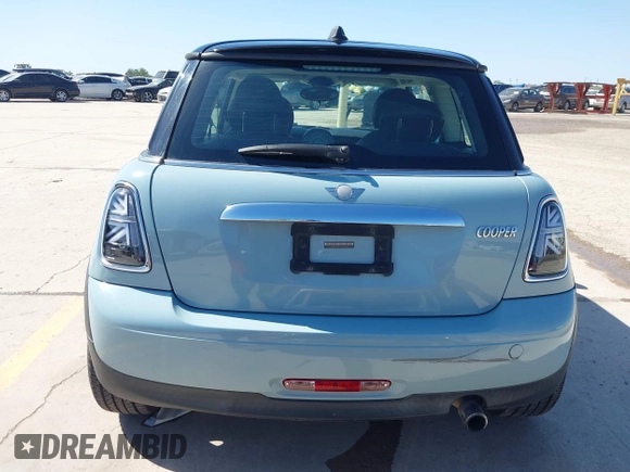 2013 MINI Hardtop with VIN WMWSU3C57DT690398, listed as a IAAI auction lot 41989221 with 112,954 mi miles and . Bid and sale history available at DreamBid. Image 16.