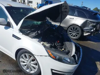 2015 Kia Optima EX with VIN 5XXGN4A73FG390781, listed as a IAAI auction lot 41828026 with 1 mi miles. Bid and sale history available at carsss.com. Image 18.