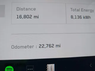 2024 Tesla Cybertruck z VIN 7G2CEHED8RA019428, wystawiony jako IAAI lot #41918480 z przebiegiem 22 762 mil mil oraz . Historia ofert i sprzedaży dostępna na DreamBid. Obrazek 15.