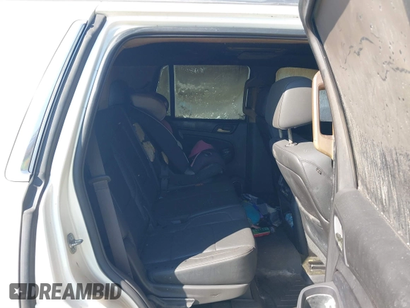 2015 Chevrolet Tahoe LT with VIN 1GNSCBKC0FR207485, listed as a IAAI auction lot 41494125 with Not Provided miles and . Bid and sale history available at DreamBid. Image 8.