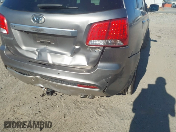 2012 Kia Sorento SX with VIN 5XYKW4A25CG196627, listed as a IAAI auction lot 41717846 with 219,194 mi miles. Bid and sale history available at carsss.com. Image 6.