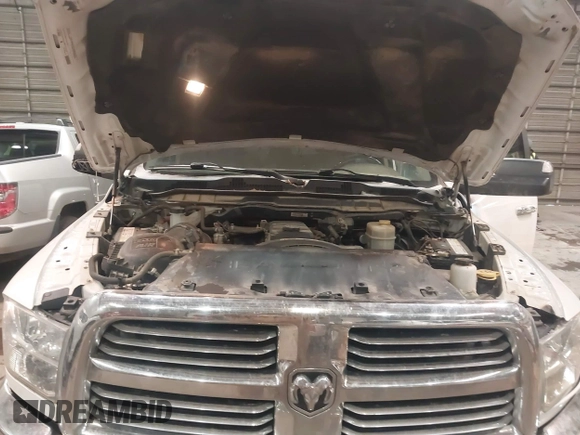 2015 Ram 2500 SLT with VIN 3C6UR5DL0FG686531, listed as a IAAI auction lot 41578746 with 201,706 mi miles. Bid and sale history available at carsss.com. Image 10.