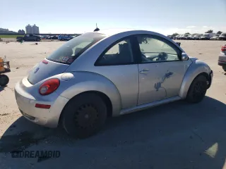 2007 Volkswagen New Beetle Coupe with VIN 3VWEW31C57M509066, listed as a Copart auction lot 81093464 with 74,292 mi miles and Clean Title. Bid and sale history available at carsss.com. Image 3.