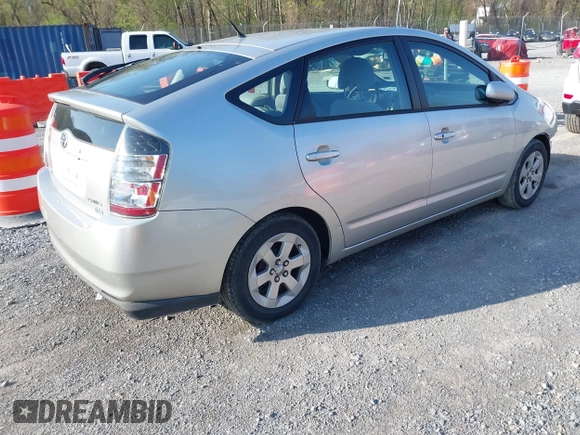 2005 Toyota Prius with VIN JTDKB22U550122858, listed as a IAAI auction lot 42023701 with 262,843 mi miles. Bid and sale history available at carsss.com. Image 4.
