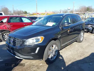2017 Volvo XC60 Inscription with VIN YV440MDU0H2105432, listed as a IAAI auction lot 41634154 with 106,815 mi miles. Bid and sale history available at carsss.com. Image 2.