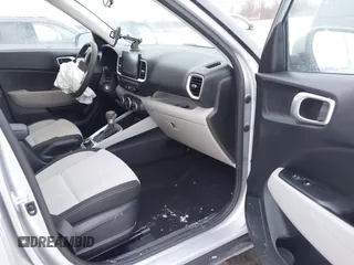 2022 Hyundai Venue SEL z VIN KMHRC8A31NU206543, wystawiony jako IAAI lot #41354252 z przebiegiem 42 256 mil mil oraz . Historia ofert i sprzedaży dostępna na DreamBid. Obrazek 5.