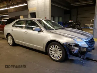2010 Mercury Milan Hybrid with VIN 3MEDM0L33AR601687, listed as a Copart auction lot 84450914 with 218,398 mi miles and Salvage Title. Bid and sale history available at carsss.com. Image 4.