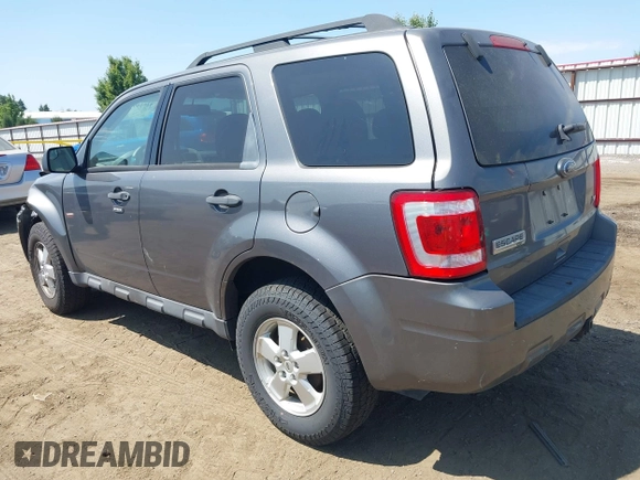 2011 Ford Escape XLT with VIN 1FMCU9DG4BKA07985, listed as a IAAI auction lot 42510948 with 125,126 mi miles and . Bid and sale history available at DreamBid. Image 3.