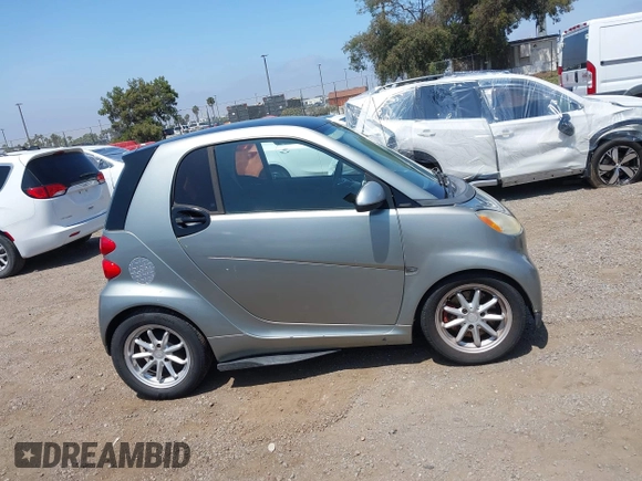 2008 Smart fortwo Pure with VIN WMEEJ31X08K139496, listed as a IAAI auction lot 42467749 with 108,787 mi miles and . Bid and sale history available at DreamBid. Image 13.