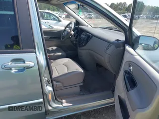 2003 Mazda MPV LX z VIN JM3LW28JX30352003, wystawiony jako IAAI lot #42276207 z przebiegiem 250 602 mil mil oraz . Historia ofert i sprzedaży dostępna na DreamBid. Obrazek 5.