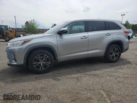 2018 Toyota Highlander LE with VIN 5TDZZRFH6JS246807, listed as a Copart auction lot 52242345 with 116,882 mi miles and Salvage title. Bid and sale history available at DreamBid. Image 1.