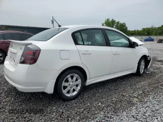 2011 Nissan Sentra S z VIN 3N1AB6AP3BL617933, wystawiony jako Copart lot #56425975 z przebiegiem 107 877 mil mil oraz Szkoda całkowita • Salvage title. Historia ofert i sprzedaży dostępna na DreamBid. Obrazek 3.