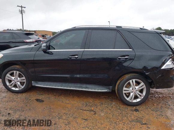2015 Mercedes-Benz M 350 with VIN 4JGDA5JB4FA544530, listed as a IAAI auction lot 41558572 with 200,973 mi miles and . Bid and sale history available at DreamBid. Image 14.