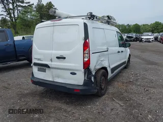 2020 Ford Transit Connect XL z VIN NM0LS7E24L1478346, wystawiony jako IAAI lot #42273666 z przebiegiem 47 631 mil mil oraz . Historia ofert i sprzedaży dostępna na DreamBid. Obrazek 4.