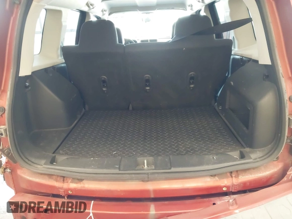 2008 Jeep Patriot Sport with VIN 1J8FT28008D705380, listed as a IAAI auction lot 41790973 with 74,436 mi miles and . Bid and sale history available at DreamBid. Image 18.