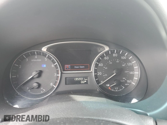 2015 Nissan Altima SV z VIN 1N4AL3AP5FC200829, wystawiony jako Copart lot #50827025 z przebiegiem 135 931 mil mil oraz Czysty tytuł • Clean title. Historia ofert i sprzedaży dostępna na DreamBid. Obrazek 9.