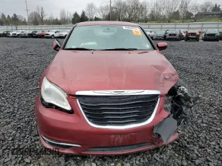2013 Chrysler 200 LX with VIN 1C3CCBAB1DN691682, listed as a Copart auction lot 45865915 with 113,484 mi miles and Salvage Title. Bid and sale history available at carsss.com. Image 5.
