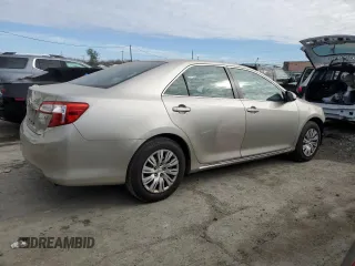 2014 Toyota Camry L with VIN 4T4BF1FKXER342451, listed as a Copart auction lot 81426034 with 148,607 mi miles and Clean Title. Bid and sale history available at carsss.com. Image 3.