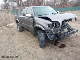 2006 Toyota Tundra SR5 with VIN 5TBBT44136S482150, listed as a IAAI auction lot 41672495 with 166,786 mi miles. Bid and sale history available at carsss.com. Image 1.