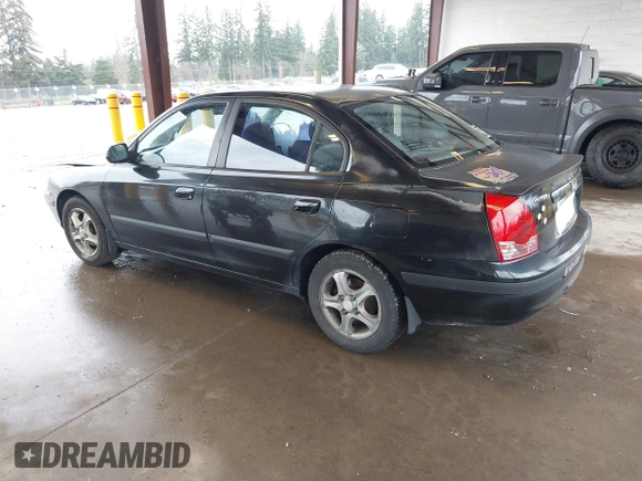 2005 Hyundai Elantra GLS z VIN KMHDN46D15U949573, wystawiony jako IAAI lot #41870209 z przebiegiem 175 819 mil mil oraz . Historia ofert i sprzedaży dostępna na DreamBid. Obrazek 3.