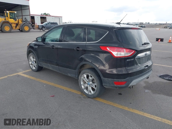 2013 Ford Escape SEL z VIN 1FMCU9H90DUC34965, wystawiony jako IAAI lot #42361165 z przebiegiem 177 387 mil mil oraz . Historia ofert i sprzedaży dostępna na DreamBid. Obrazek 3.