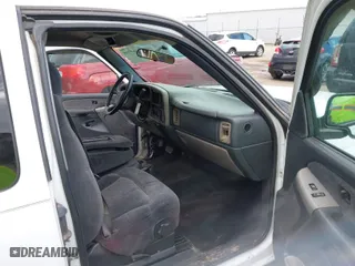 2001 Chevrolet Silverado 1500 LS with VIN 1GCEC19V81Z158505, listed as a IAAI auction lot 41697105 with 166,415 mi miles. Bid and sale history available at carsss.com. Image 5.