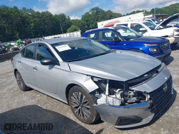 2024 Nissan Altima SV with VIN 1N4BL4DV4RN353196, listed as a IAAI auction lot 42643904 with 37,424 mi miles and . Bid and sale history available at DreamBid. Image 13.