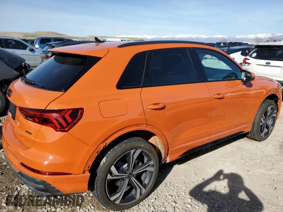 2024 Audi Q3 S line Premium Plus z VIN WA1EECF30R1041689, wystawiony jako Copart lot #48079875 z przebiegiem 12 668 mil mil oraz Szkody całkowita. Historia ofert i sprzedaży dostępna na DreamBid. Obrazek 3.