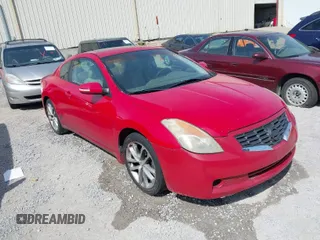 2009 Nissan Altima 3.5 SE with VIN 1N4BL24E89C126562, listed as a IAAI auction lot 41903311 with 174,296 mi miles. Bid and sale history available at carsss.com. Image 1.
