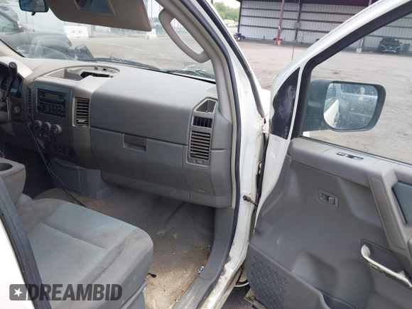 2006 Nissan Titan SE with VIN 1N6AA07A56N503855, listed as a IAAI auction lot 42398969 with 238,605 mi miles and . Bid and sale history available at DreamBid. Image 5.
