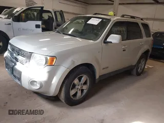 2008 Ford Escape Limited with VIN 1FMCU94178KB34007, listed as a IAAI auction lot 41977959 with 173,648 mi miles. Bid and sale history available at carsss.com. Image 2.