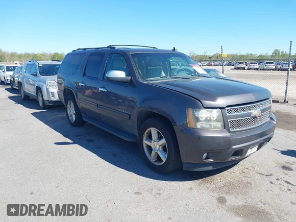 2011 Chevrolet Suburban LT with VIN 1GNSCJE03BR255374, listed as a IAAI auction lot 41826513 with 279,698 mi miles. Bid and sale history available at carsss.com. Image 1.