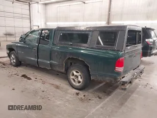 2000 Dodge Dakota with VIN 1B7GL22X4YS628395, listed as a IAAI auction lot 41241161 with 183,374 mi miles. Bid and sale history available at carsss.com. Image 3.