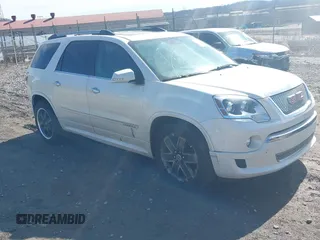 2012 GMC Acadia Denali with VIN 1GKKVTED3CJ183601, listed as a IAAI auction lot 41875631 with 186,839 mi miles. Bid and sale history available at carsss.com. Image 1.