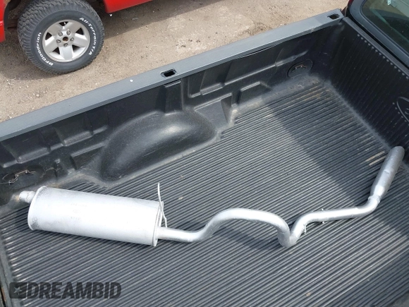 2000 Ford F-150 XL с VIN 1FTRF18L2YNA83696, выставлен на аукционе IAAI как лот 42047463 с пробегом Не указан миль и . История ставок и продаж доступна на DreamBid. Изображение 12.
