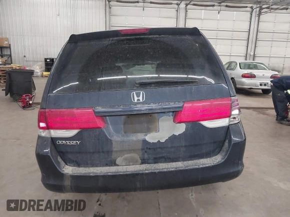 2008 Honda Odyssey EX-L with VIN 5FNRL38698B052703, listed as a IAAI auction lot 41758269 with 227,770 mi miles. Bid and sale history available at carsss.com. Image 16.
