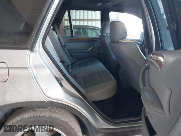 2001 BMW X5 3.0i with VIN WBAFA53591LH79412, listed as a IAAI auction lot 41410946 with 186,315 mi miles. Bid and sale history available at carsss.com. Image 8.
