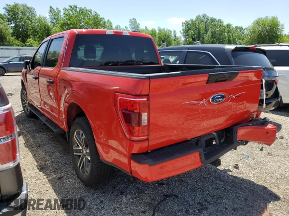 2021 Ford F-150 XL z VIN 1FTEW1EP8MKE10930, wystawiony jako Copart lot #60818745 z przebiegiem Nie podano mil oraz Szkoda całkowita • Salvage title. Historia ofert i sprzedaży dostępna na DreamBid. Obrazek 2.