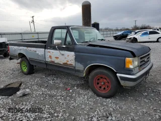 1989 Ford F-150 with VIN 1FTDF15Y5KNB19897, listed as a Copart auction lot 44824575 with 89,595 mi miles and Salvage Title. Bid and sale history available at carsss.com. Image 4.