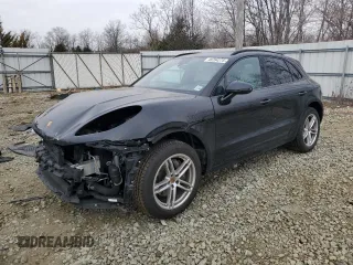 2022 Porsche Macan with VIN WP1AA2A57NLB10426, listed as a Copart auction lot 48284275 with 45,979 mi miles and Salvage Title. Bid and sale history available at carsss.com. Image 1.