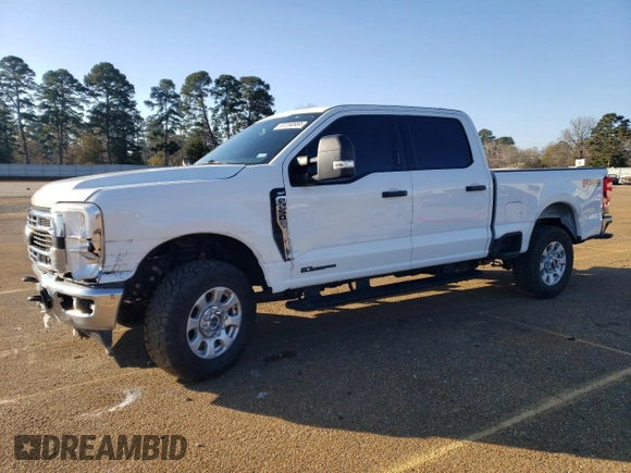 2023 Ford F-250 XL with VIN 1FT7W2BT3PEC29303, listed as a Copart auction lot 87230554 with 68,303 mi miles and Salvage Title. Bid and sale history available at DreamBid. Image 1.